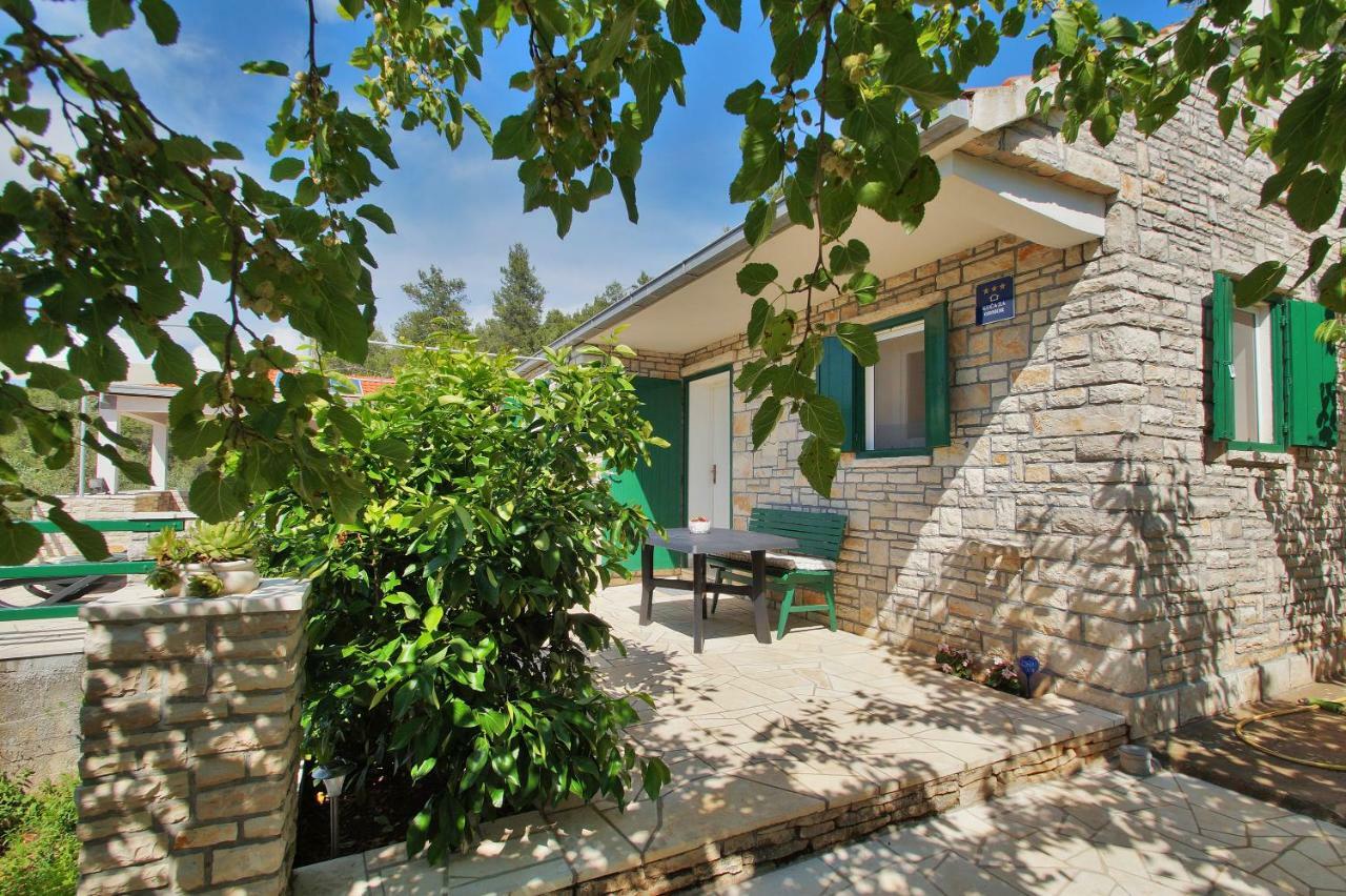 Holiday Home Liberan Vela Luka Exterior photo